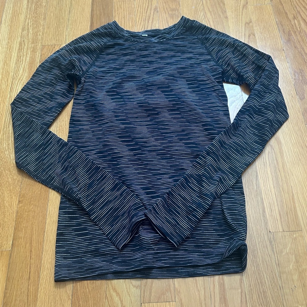 Athleta Momentum Long Sleeve